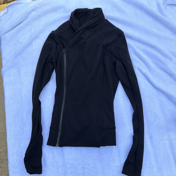 GUC Lululemon asymmetric wrap jacket define fabric size 4 - Picture 6 of 7